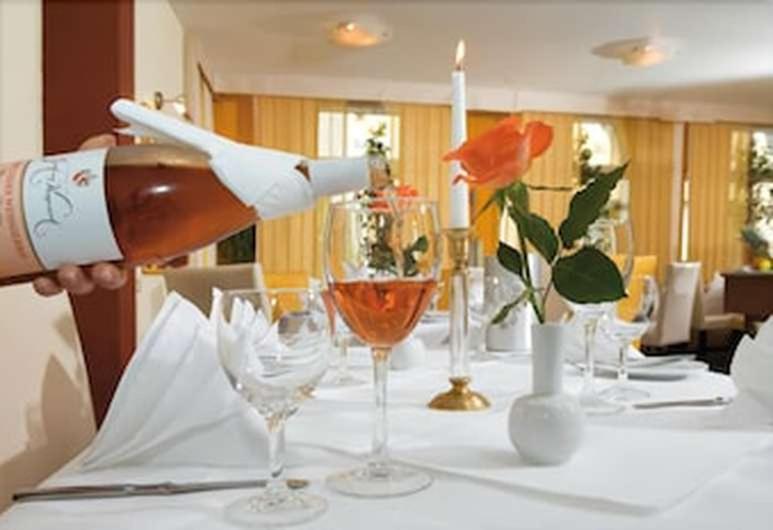 Central Boutique Hotel Бад Мергентхайм Екстериор снимка