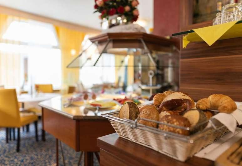 Central Boutique Hotel Бад Мергентхайм Екстериор снимка