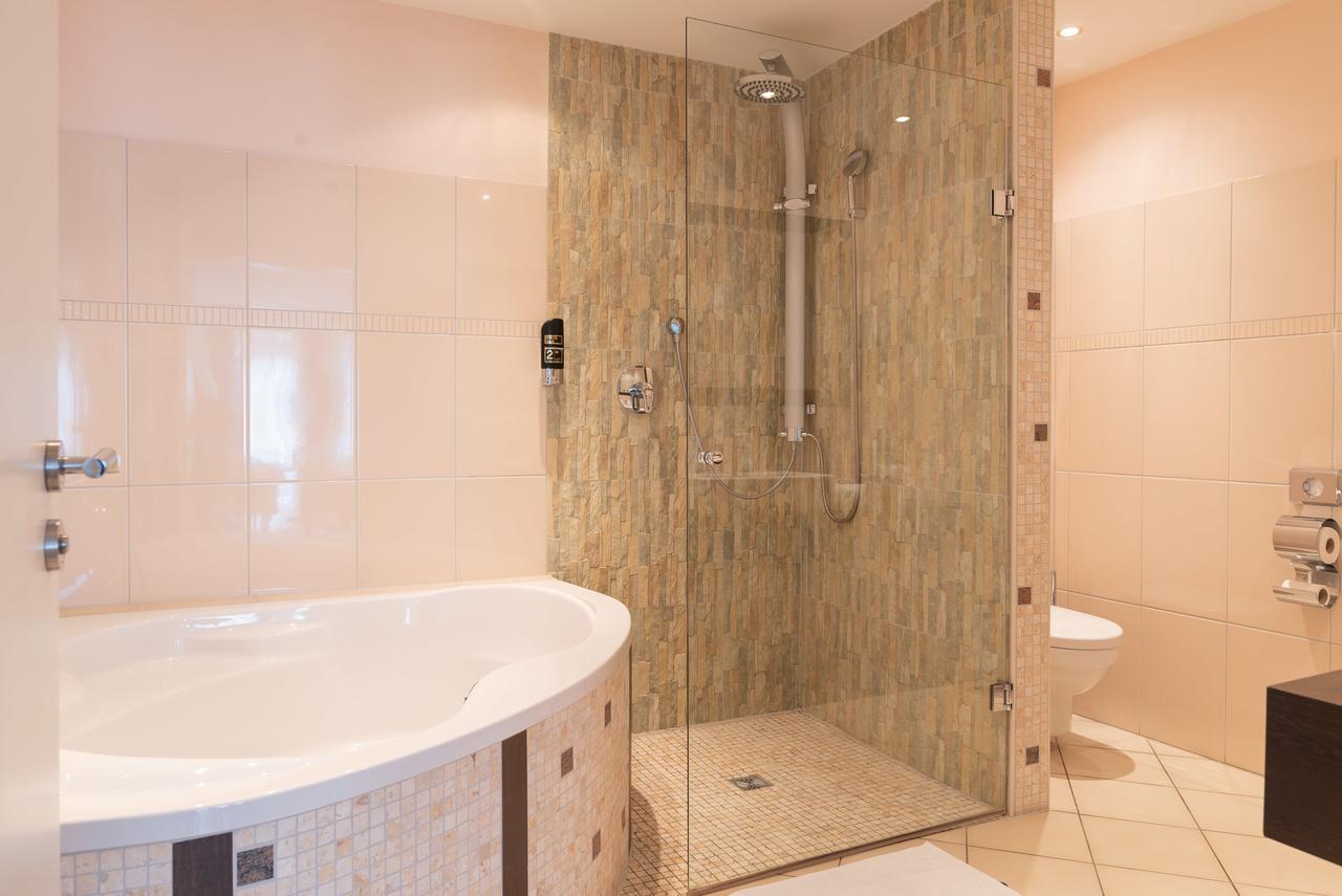 Central Boutique Hotel Бад Мергентхайм Екстериор снимка
