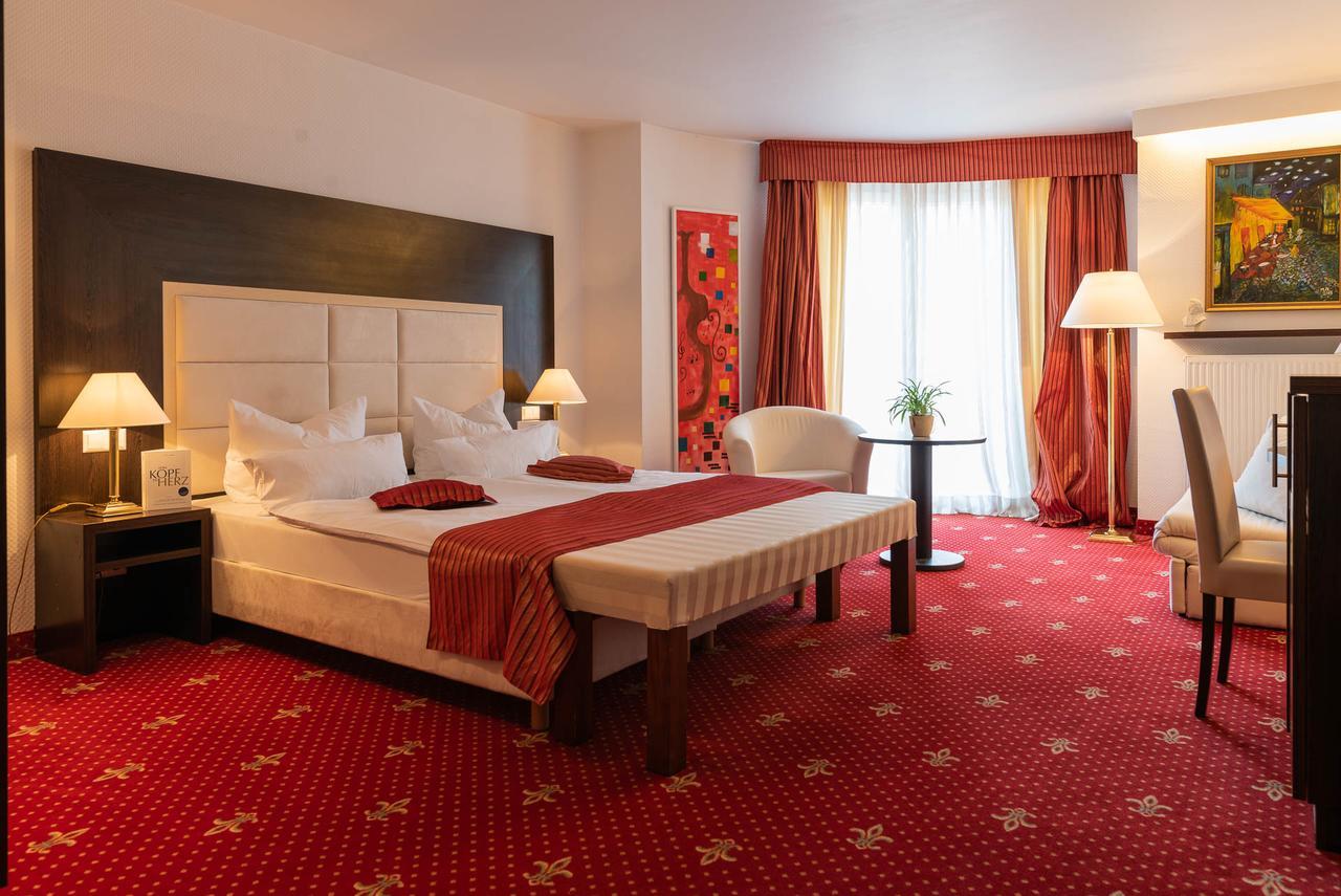 Central Boutique Hotel Бад Мергентхайм Екстериор снимка